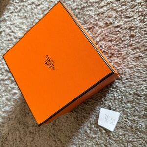 Hermes Orange Box